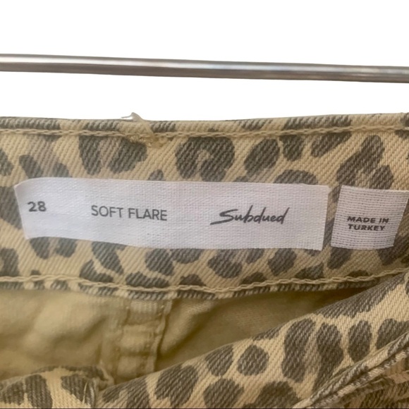 SUBDUED Soft Flare Spotted High-Rise Jeans Animal Print Size 28 - Picture 2 of 11